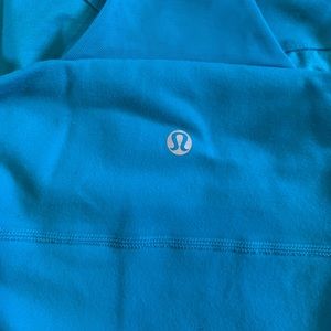 Lululemon blue tank top size 8
